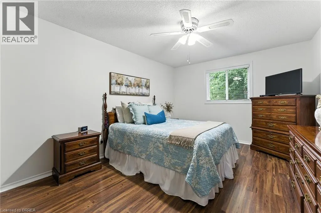 4 BRANLYN Crescent