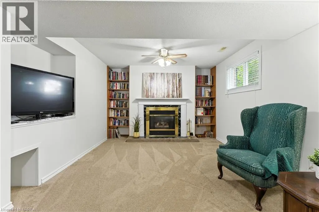 4 BRANLYN Crescent