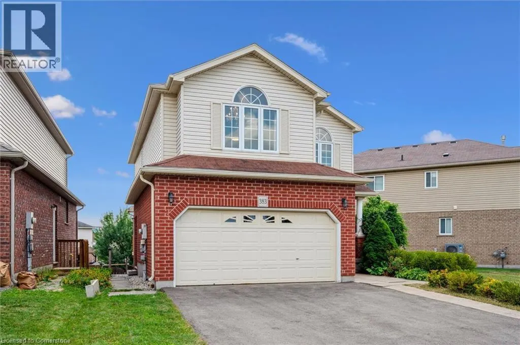 383 TEALBY Crescent