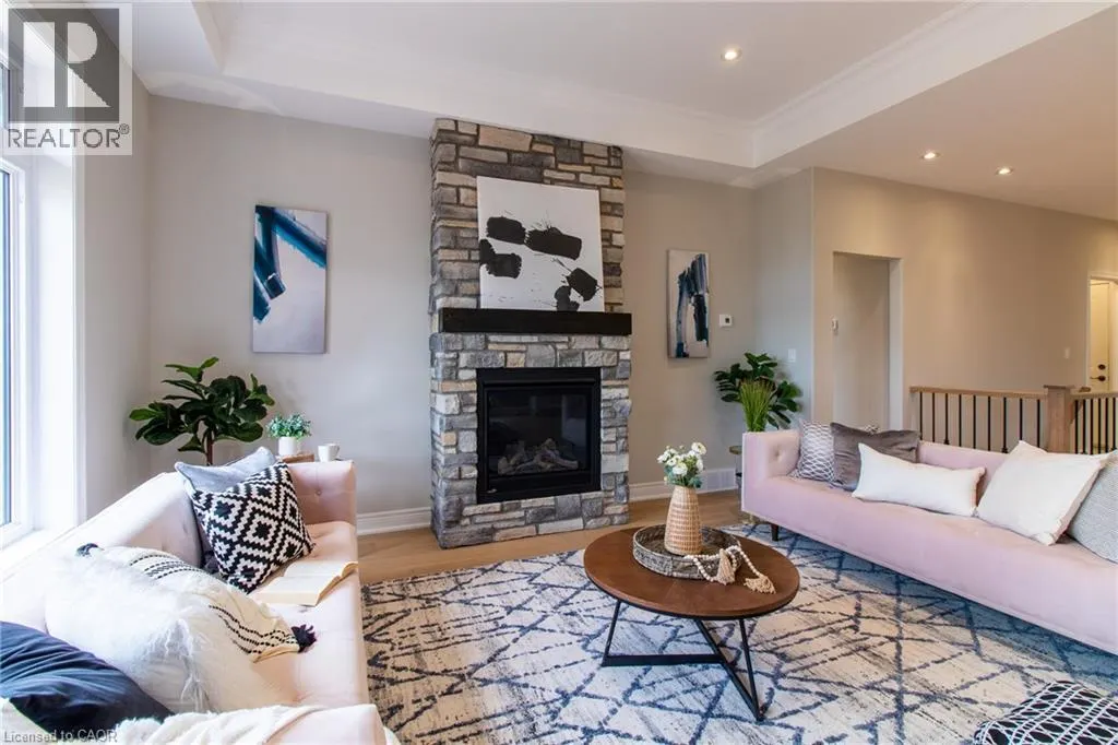 82 DUCHESS Drive