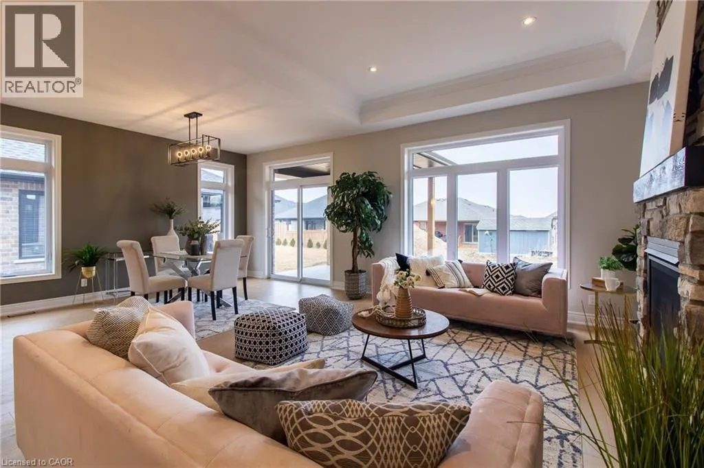 82 DUCHESS Drive