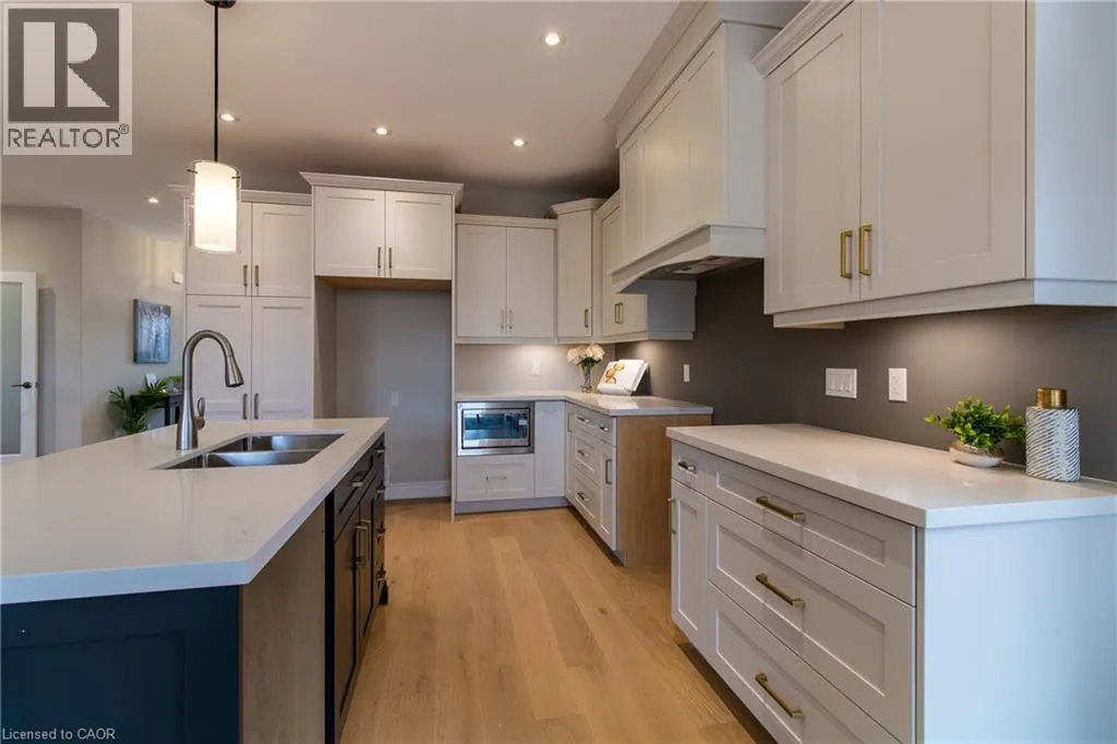 82 DUCHESS Drive