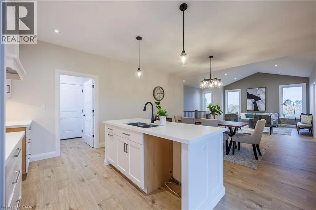 94 DUCHESS Drive