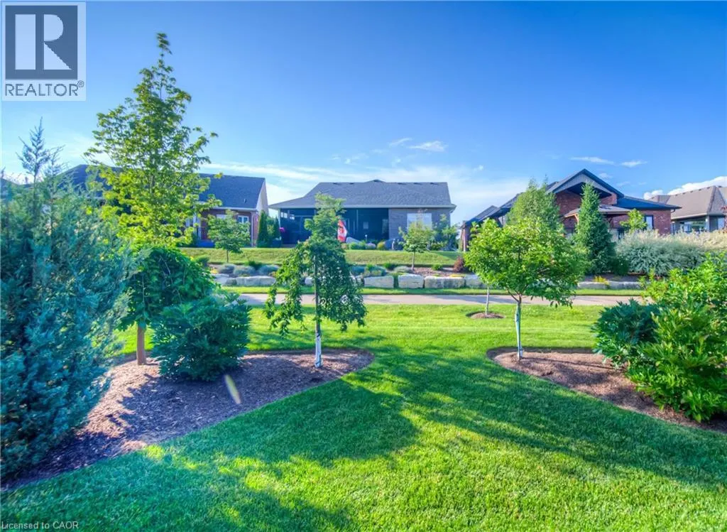 28 AMBERDALE Way