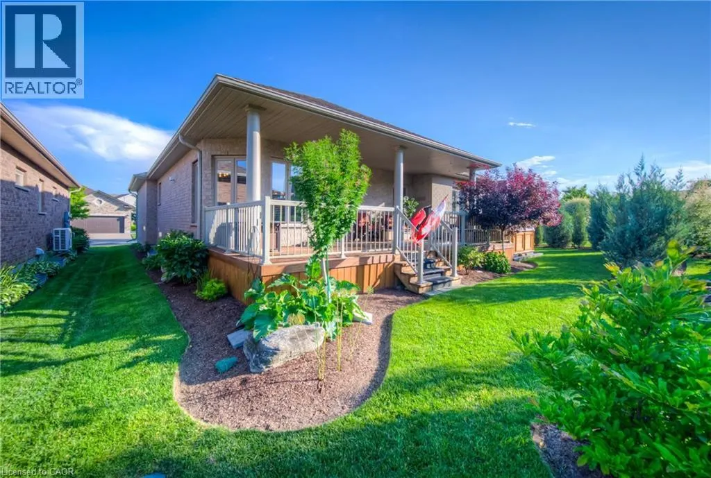 28 AMBERDALE Way