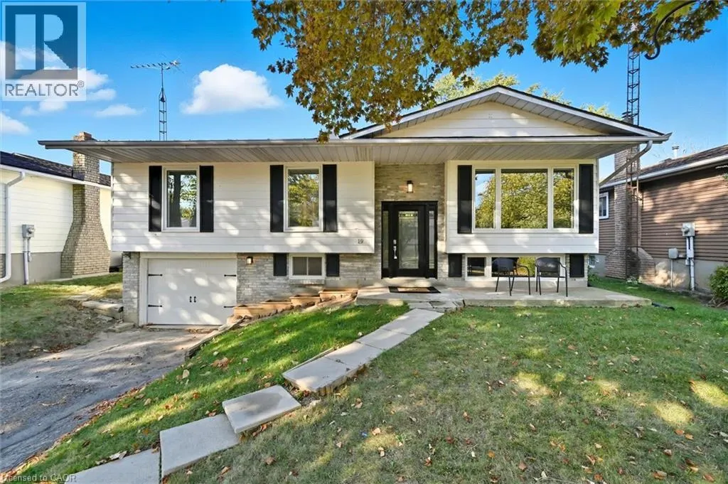 19 AARON Drive