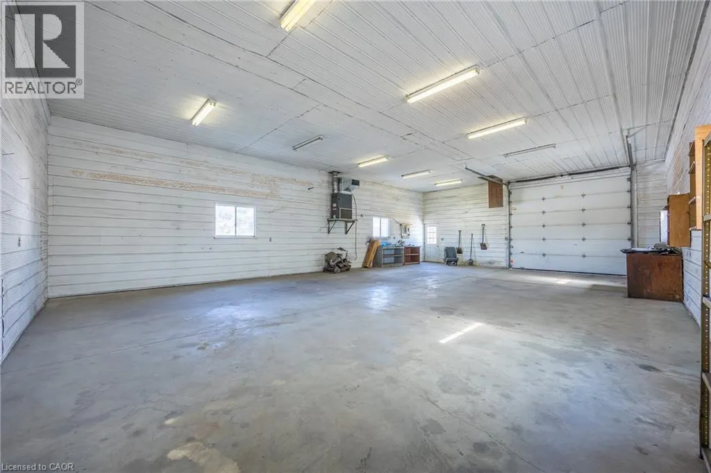 1805 COUNTY LINE 74