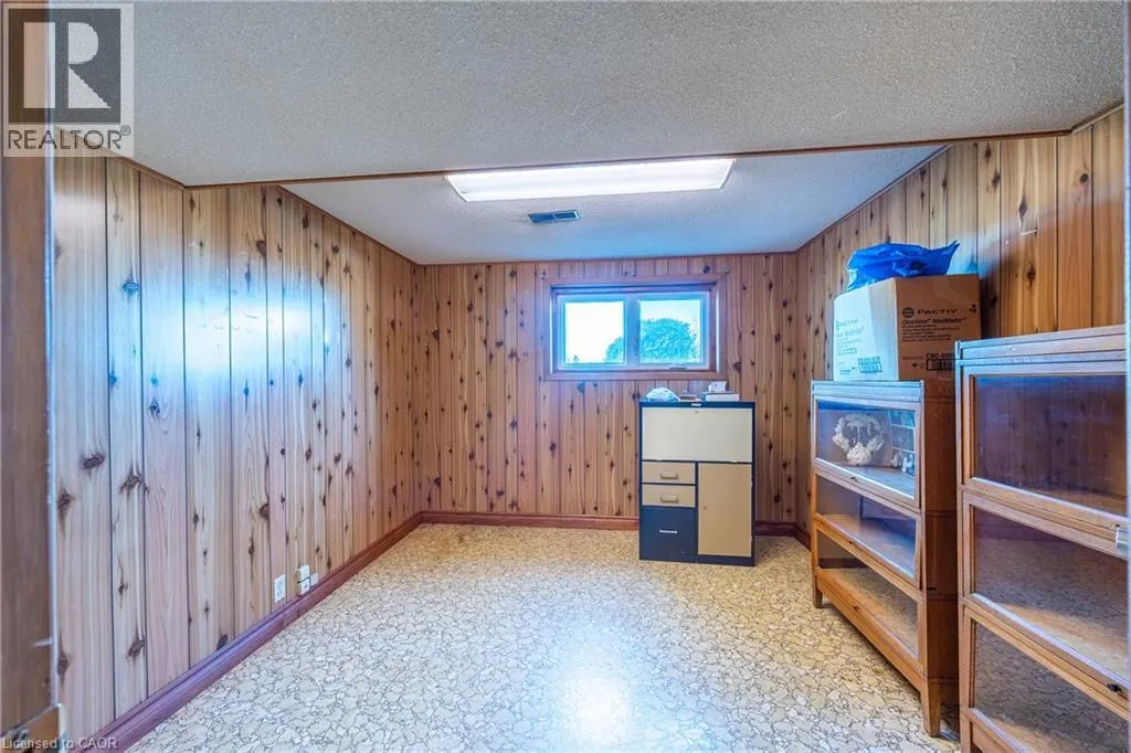 1805 COUNTY LINE 74