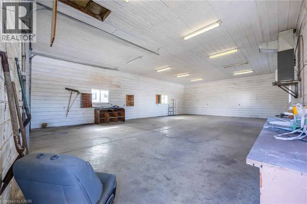 1805 COUNTY LINE 74