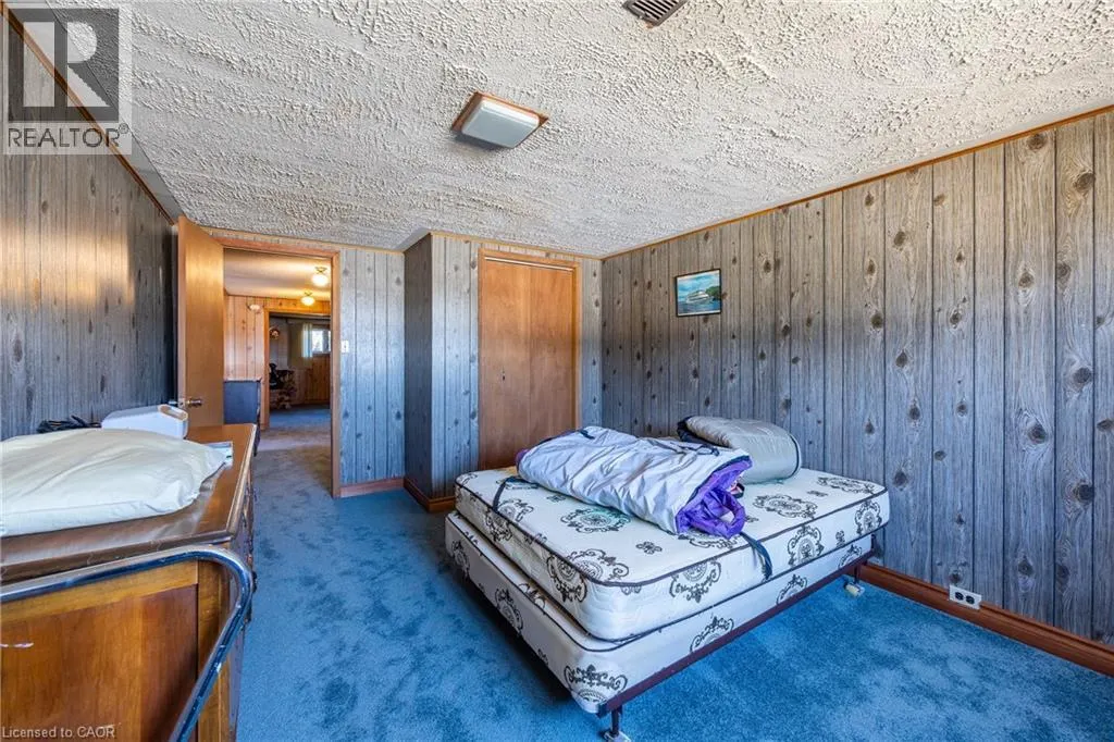 1805 COUNTY LINE 74