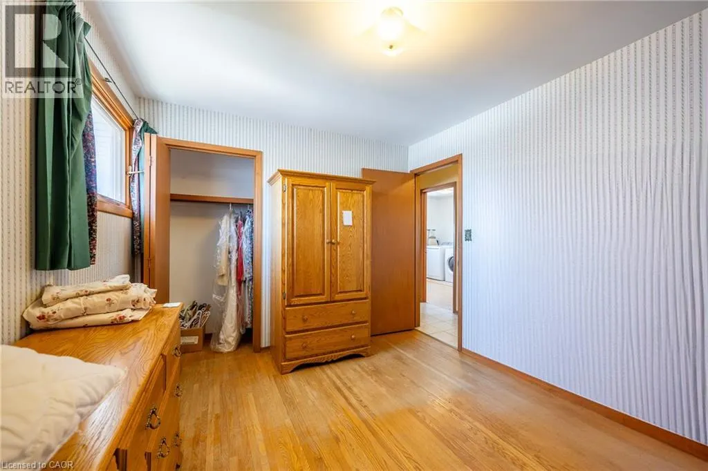 1805 COUNTY LINE 74