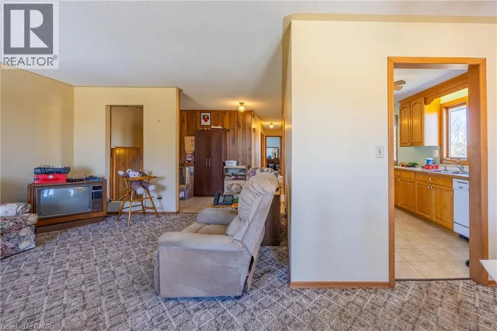 1805 COUNTY LINE 74