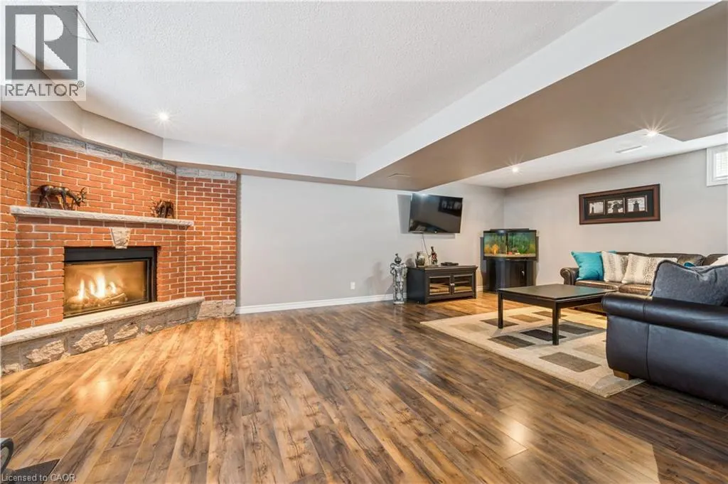125 CAPTAIN MCCALLUM Drive
