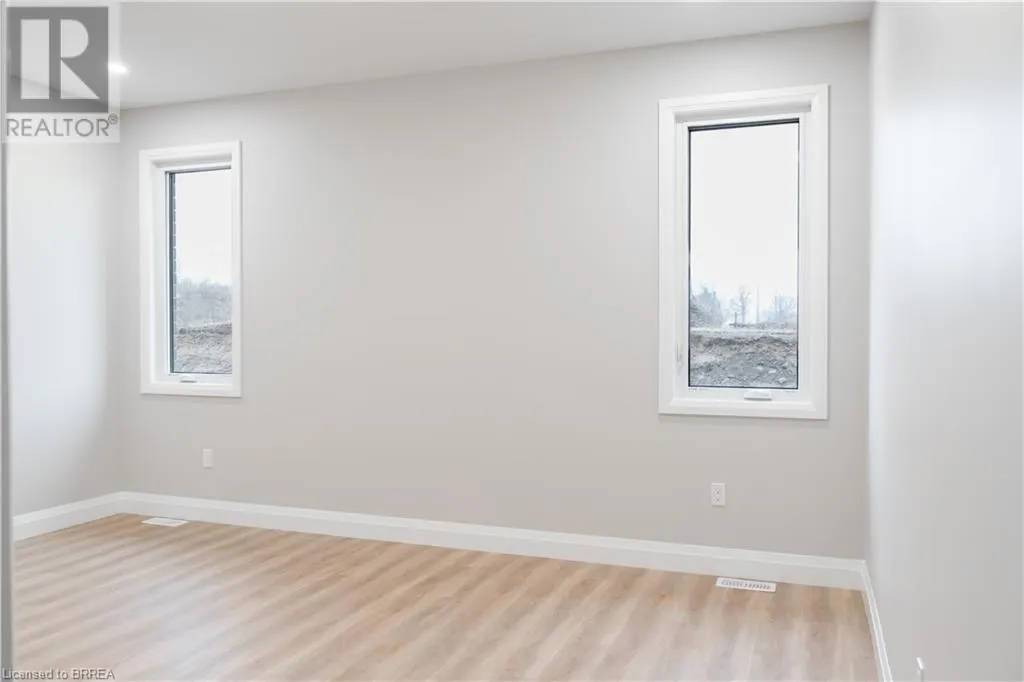 94 VANROOY Trail