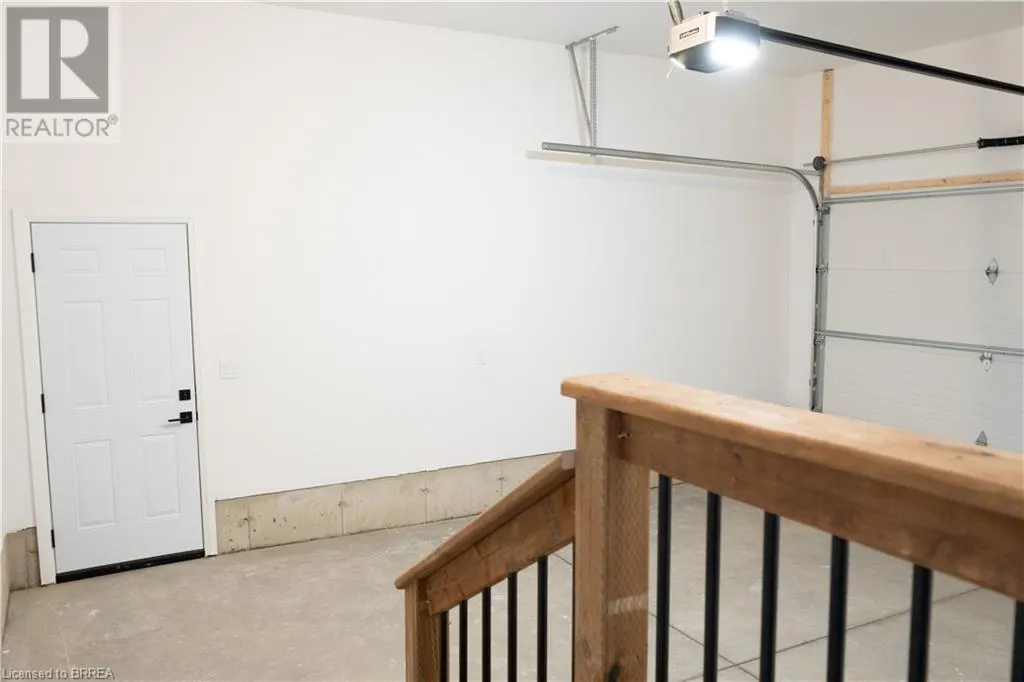 94 VANROOY Trail