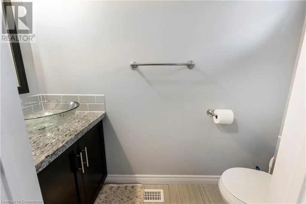 8 LAKELAWN Road Unit# 54, #54