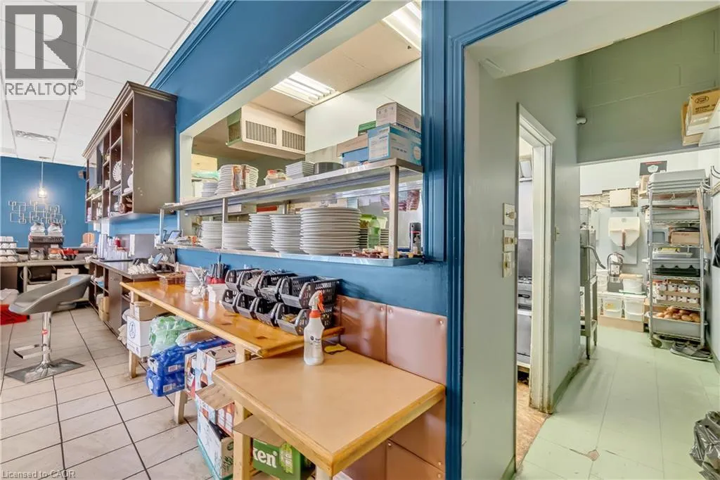 368 QUEEN Street W Unit# 3, #3