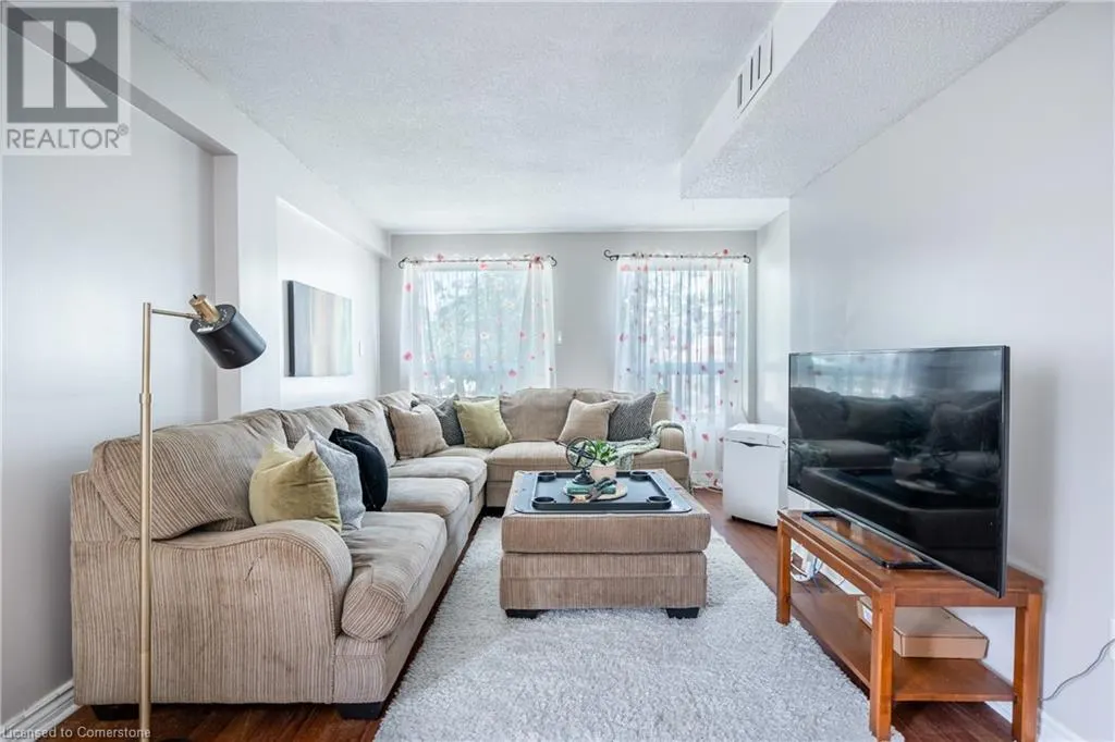 4872 VALLEY Way Unit# 101, #101