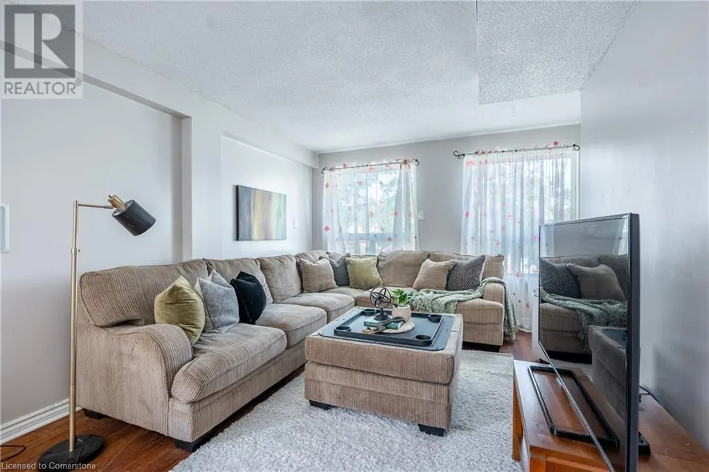 4872 VALLEY Way Unit# 101, #101