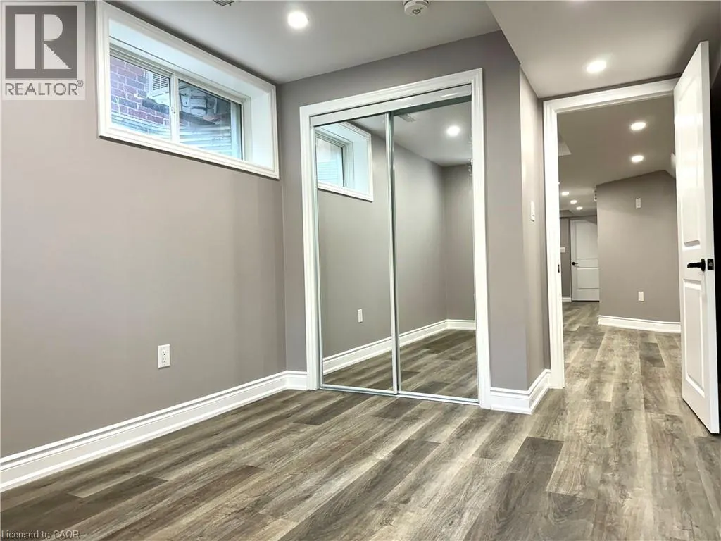 35 LOXLEIGH Lane Unit# #B, ##B