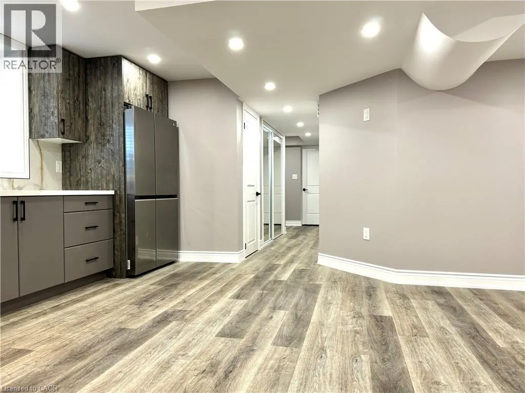 35 LOXLEIGH Lane Unit# #B, ##B