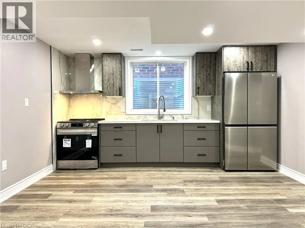 35 LOXLEIGH Lane Unit# #B, ##B