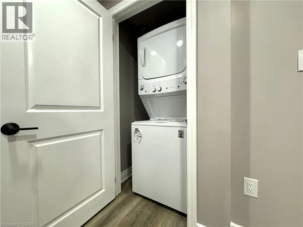 35 LOXLEIGH Lane Unit# #B, ##B