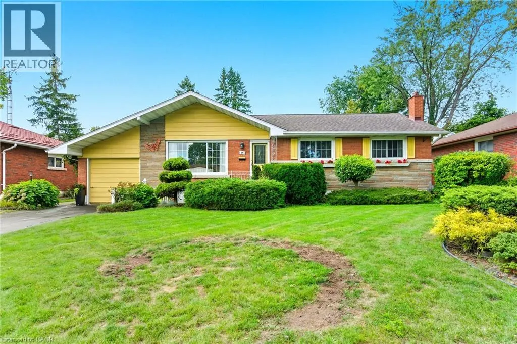 16 GLENDALE Drive