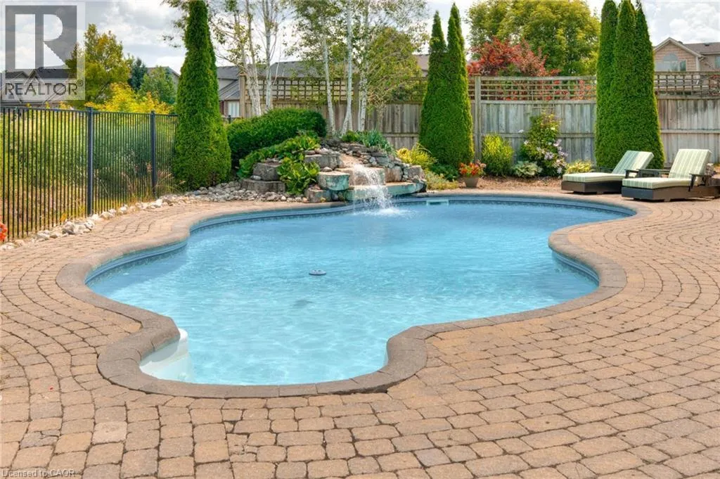 363 GOLF COURSE Road