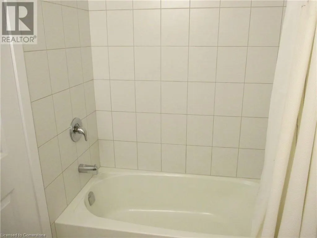 5055 GREENLANE Road Unit# 533, #533