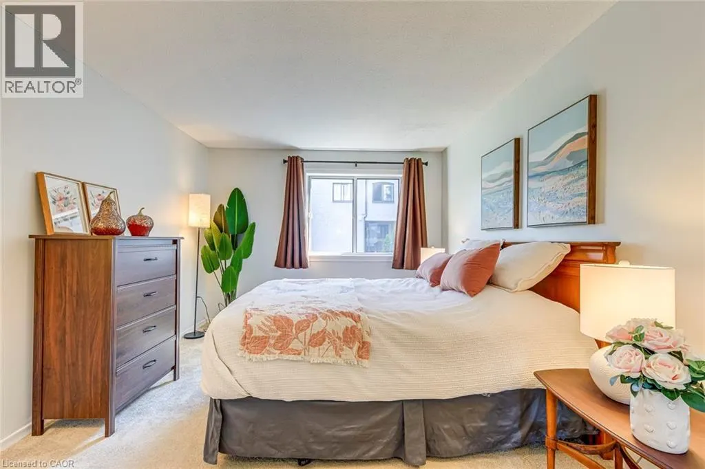 1008 FALGARWOOD Drive Unit# 2, #2