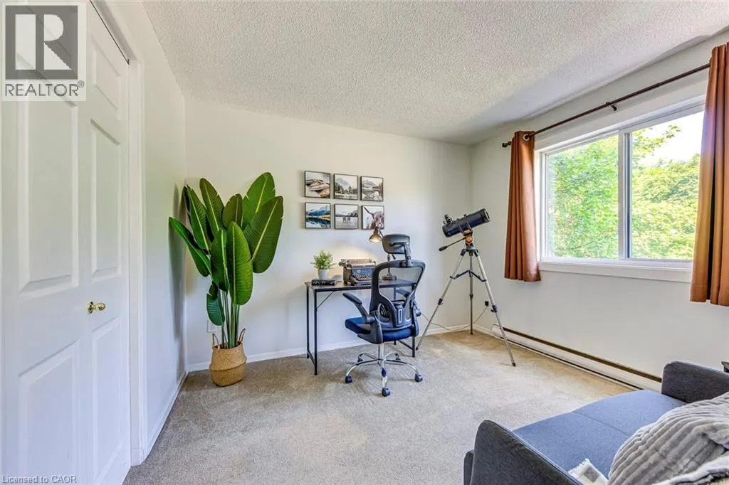 1008 FALGARWOOD Drive Unit# 2, #2