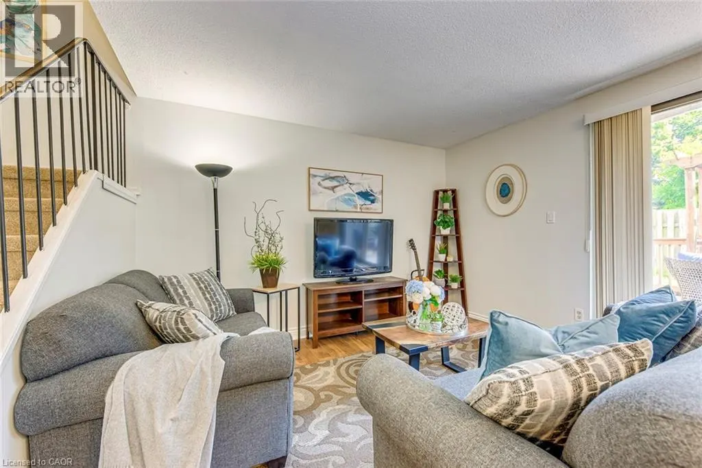 1008 FALGARWOOD Drive Unit# 2, #2