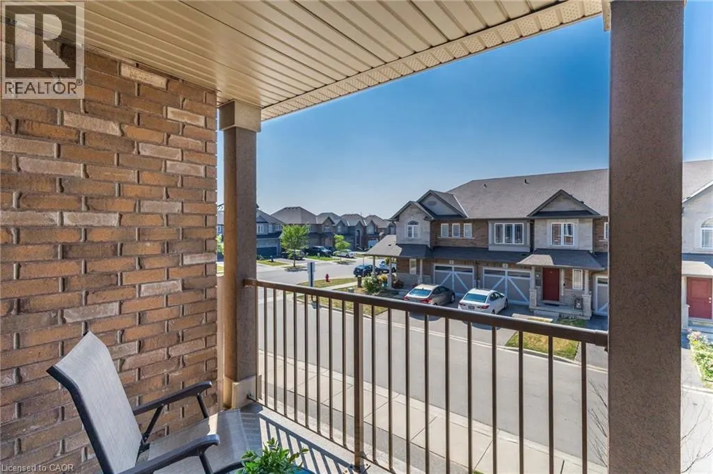 3 BLOOM Crescent