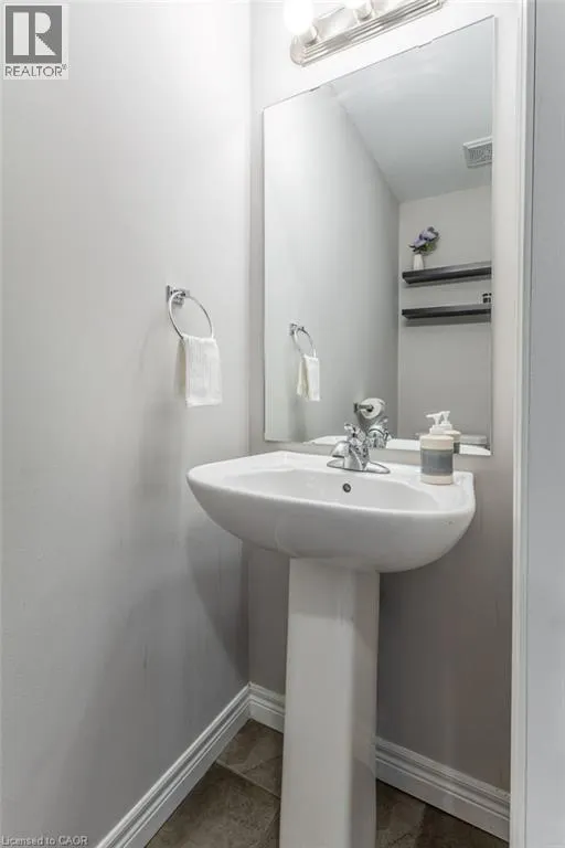 3 BLOOM Crescent