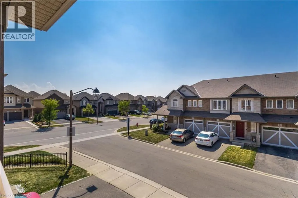 3 BLOOM Crescent