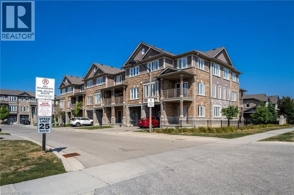 3 BLOOM Crescent