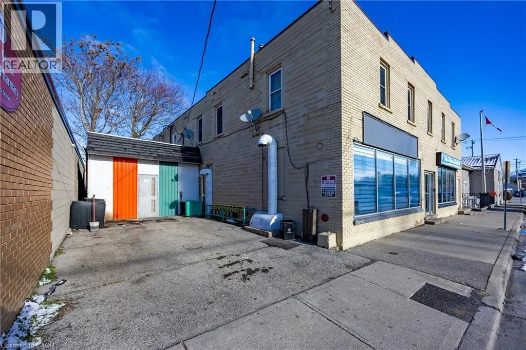 29-33 WATER Street