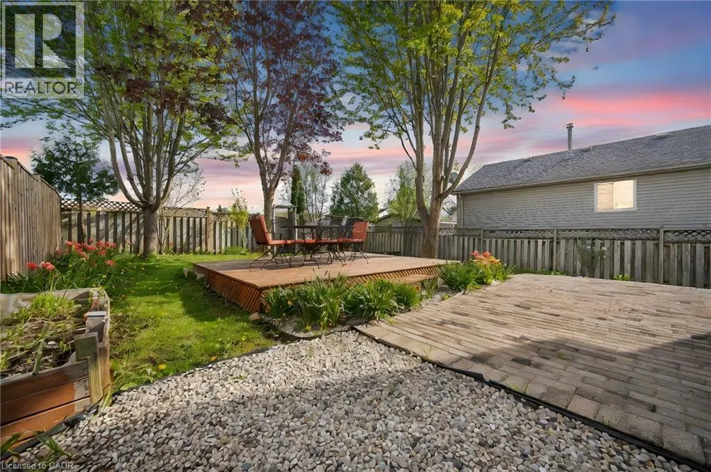 6 EULA WHITE Place