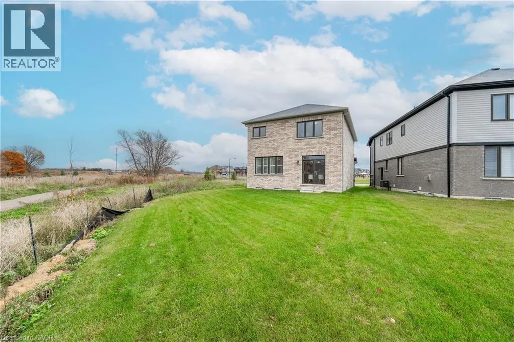 116 WHITHORN Crescent