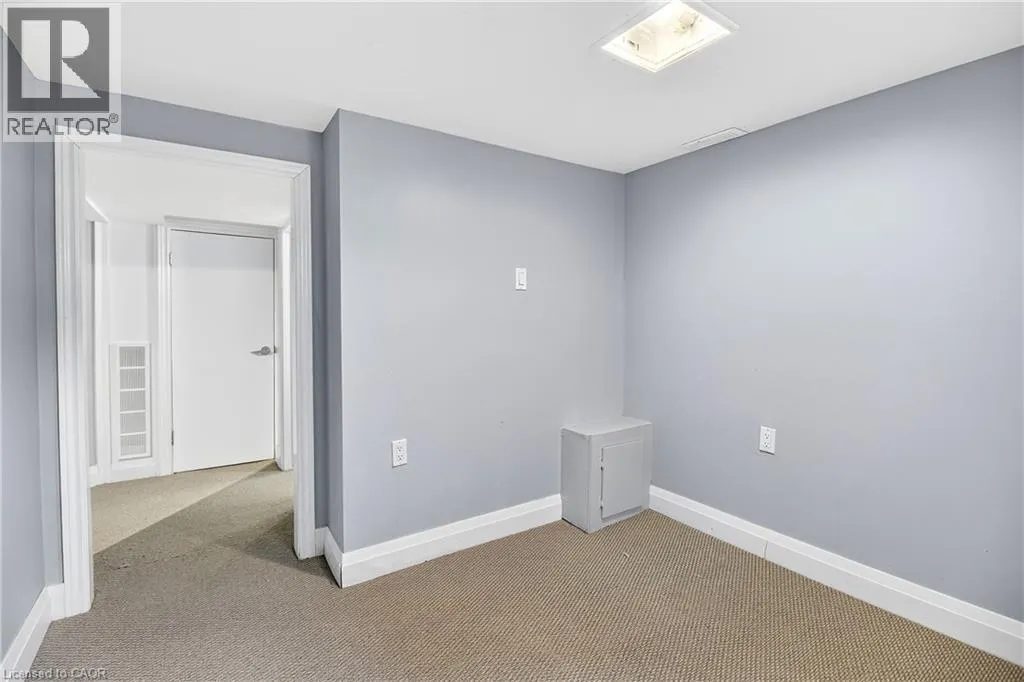 4 ROSE Street