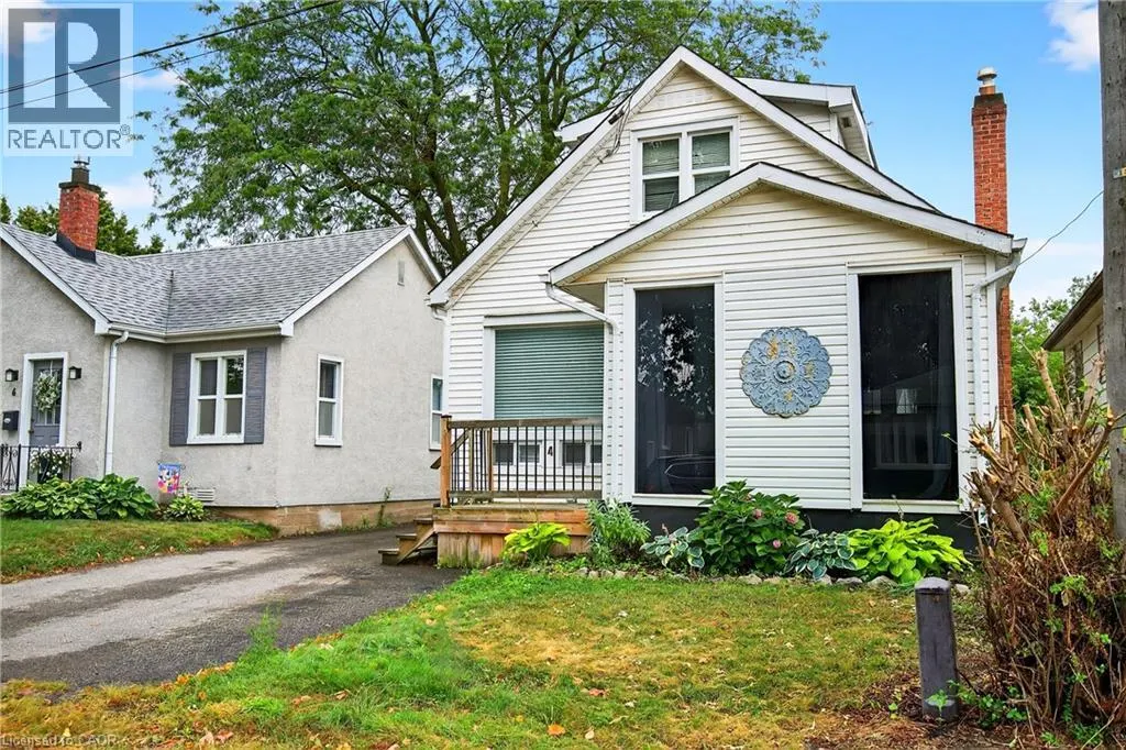 4 ROSE Street
