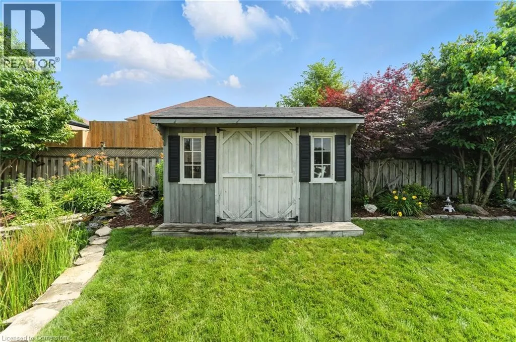 252 FENNEL Street