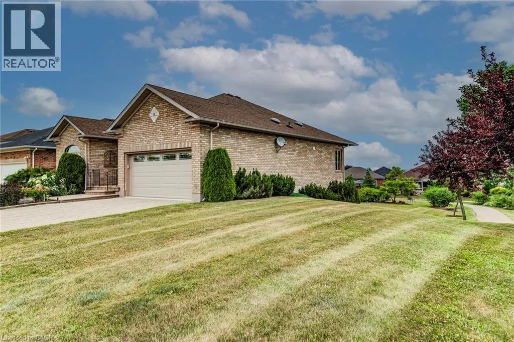 116 STONECROFT Way