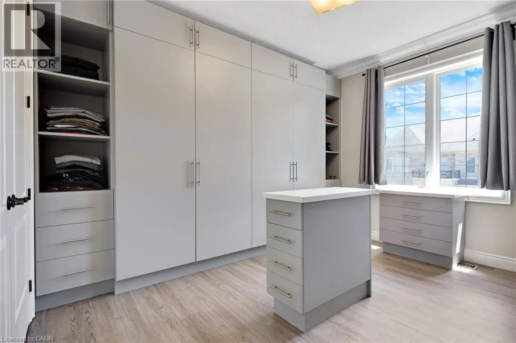 258 EDGEWATER Crescent Unit# 8, #8