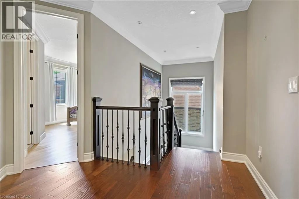258 EDGEWATER Crescent Unit# 8, #8
