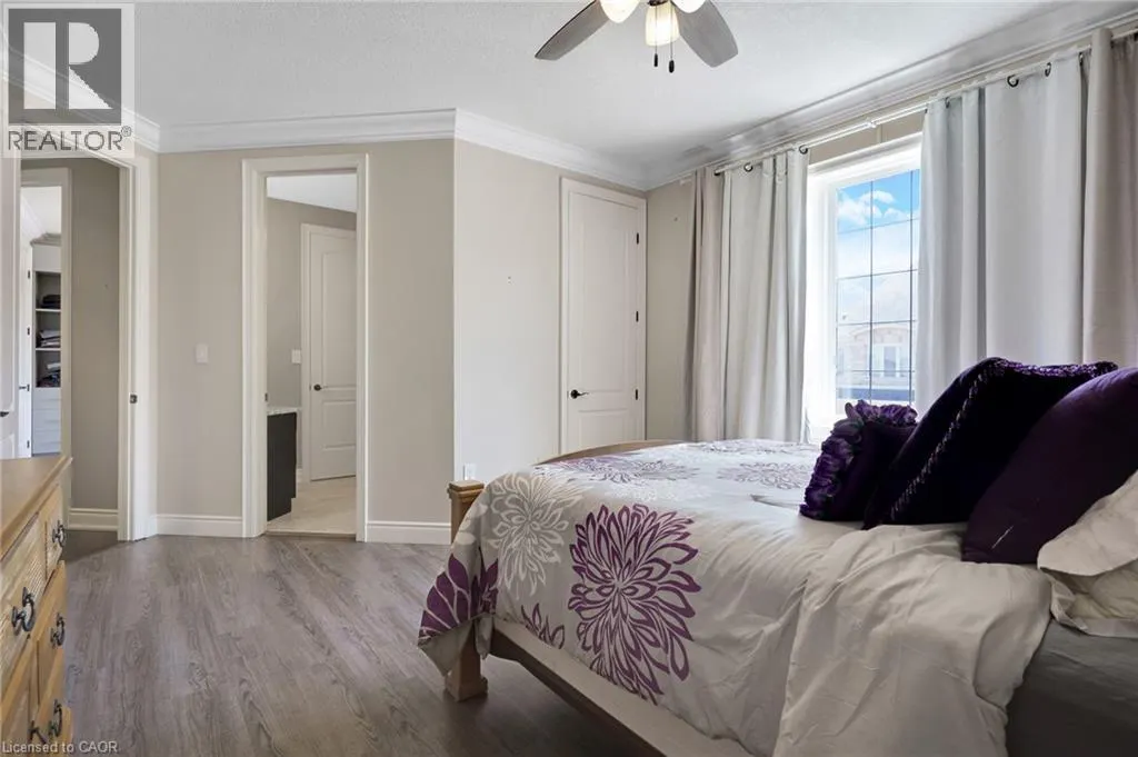 258 EDGEWATER Crescent Unit# 8, #8