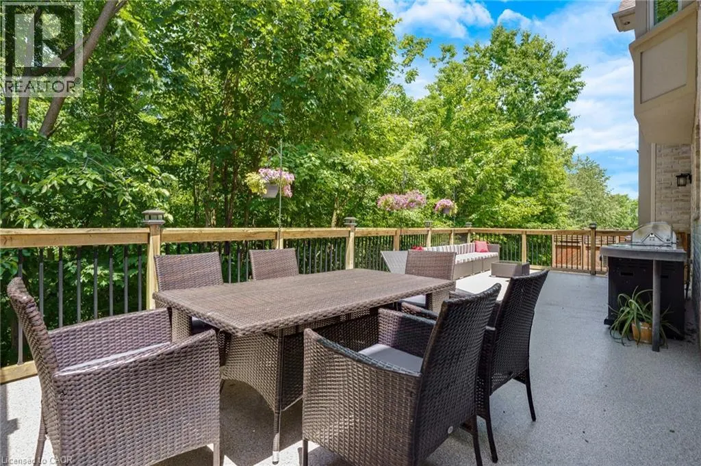 258 EDGEWATER Crescent Unit# 8, #8
