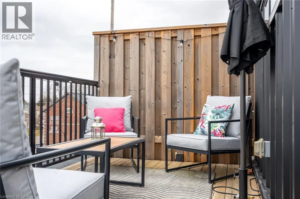 219 DUNDAS Street E Unit# 45, #45
