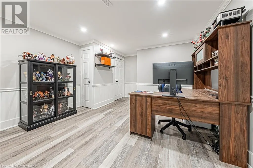 6 IRIS Court